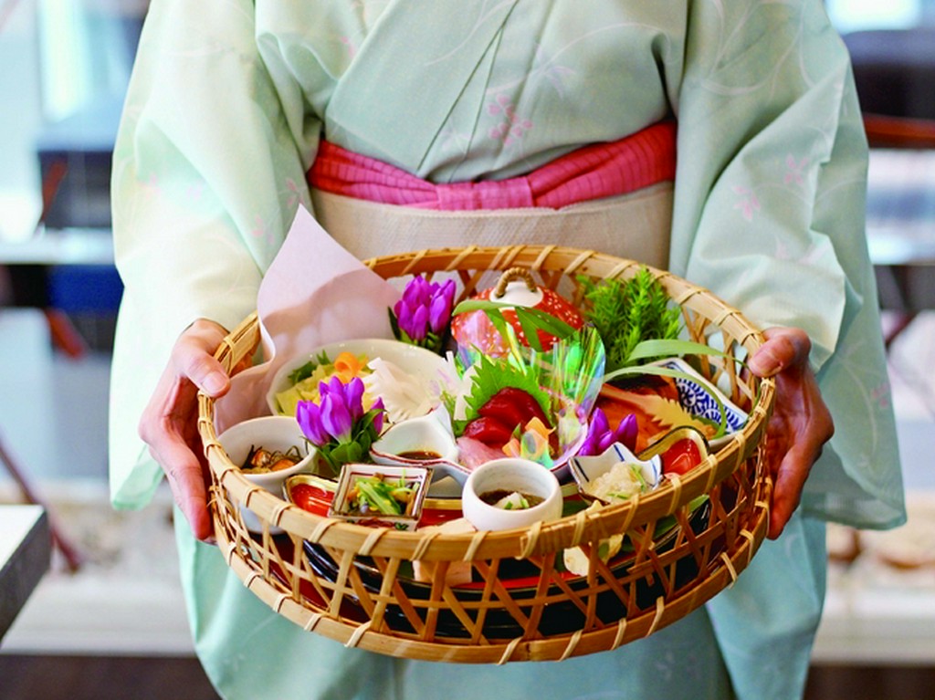 【彩り豊かなランチ御膳】おまかせ籠膳