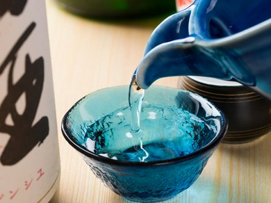 こだわりの日本酒、飲みやすい果実酒、厳選焼酎などずらり