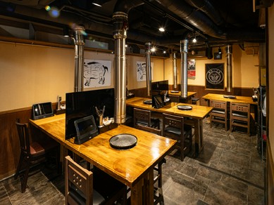 二人の時間を彩る、絶品焼肉とくつろぎの空間