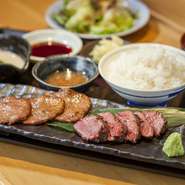 牛タン45gとさがり60gの最強ランチ。