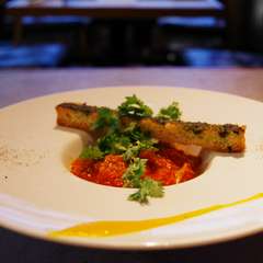 女子会の華となる、女性心をくすぐる魅力的な料理が揃う