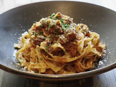 デートを盛り上げてくれる、新鮮な食材と繊細な味が彩る料理