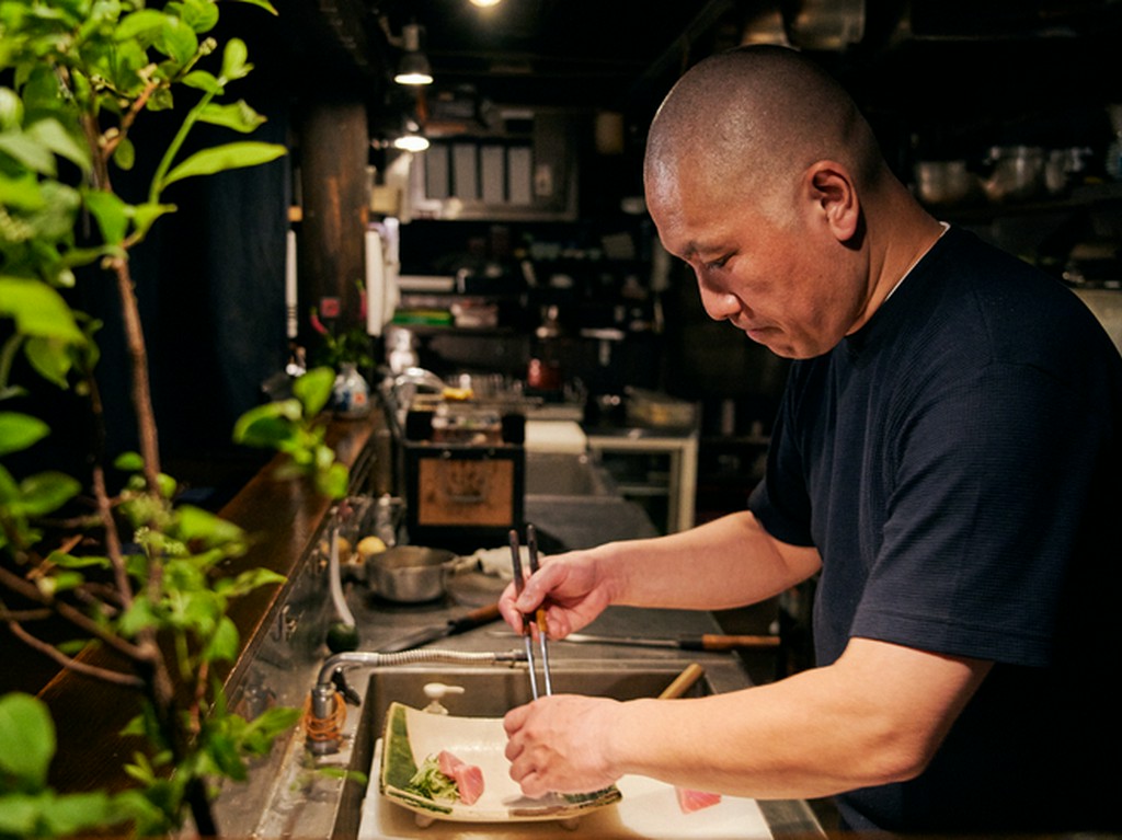 確かな経験と丁寧な仕事。優しく繊細な割烹料理をコースで