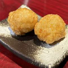牛ホルモンの唐揚げ（4個）