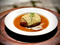 濃厚デミ×とろ～りチーズの最強タッグ『デミグラスチーズハンバーグ』