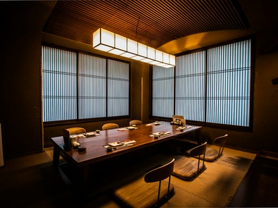 食事のシーンに合わせてご利用いただける豊富なお席