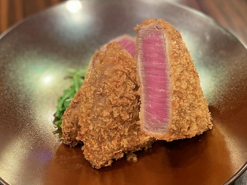 リピーターに大人気の『ヒレカツ』