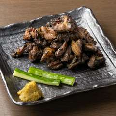 宮崎県産の地鶏をはじめとした、こだわりの素材を使用