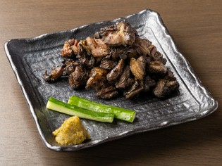 宮崎県産の地鶏をはじめとした、こだわりの素材を使用