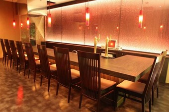  少人数での〆・お一人様には、カウンター席が活躍