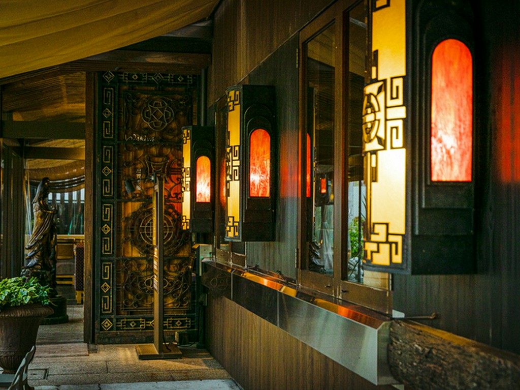 異国情緒に満ちたエントランス