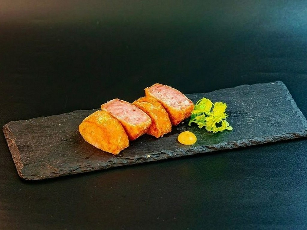 九州の味や料理を知ってもらうために、さまざまな食材を使用