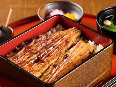 自慢のうなぎを心ゆくまで『特選うな重』
