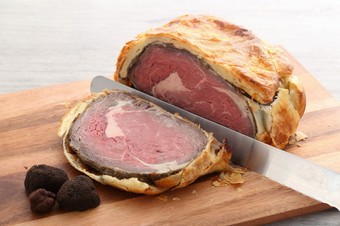 牛肉とトリュフのパイ包み焼き