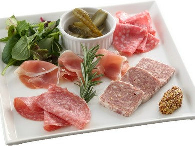 本日の白身魚と魚介のアクアパッツァ