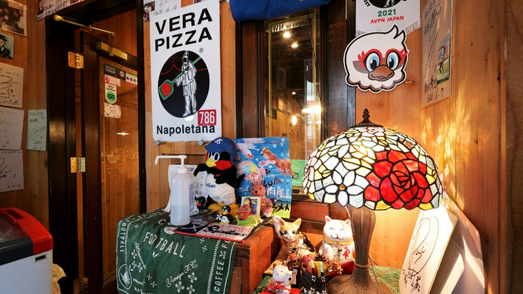 ナポリのテイストを再現する空間が、特別な日を演出