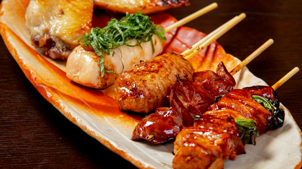 食感や風味にこだわった本格的な焼鳥を楽しむことができる『焼鳥盛り合わせ（5串）』