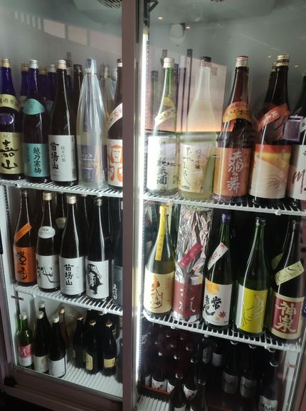 日本酒ショーケース