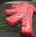 上質なお肉だからこそ、塩も合います。
