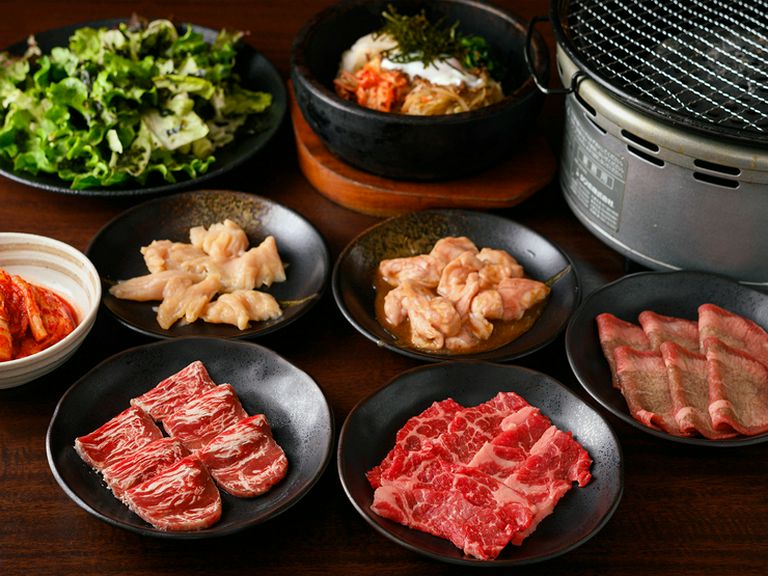お得な食べ放題で肉三昧の楽しみ!『食べ放題コース』