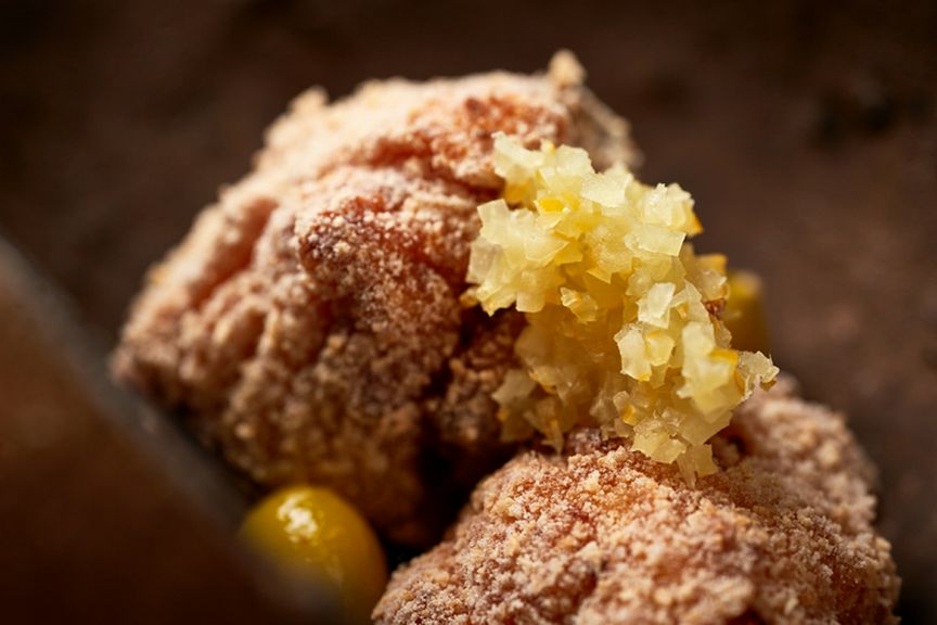 旬味であることにくわえて、つくり手の信念を感じる食材を選ぶ