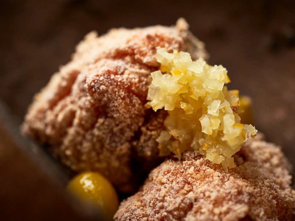 旬味であることにくわえて、つくり手の信念を感じる食材を選ぶ