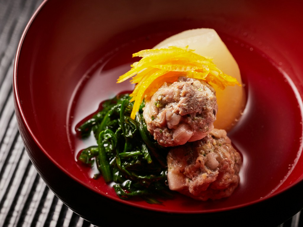 ジビエと昆布のだしが共鳴し合う『岡山のイノシシ、宮下大根の炊き合わせ』