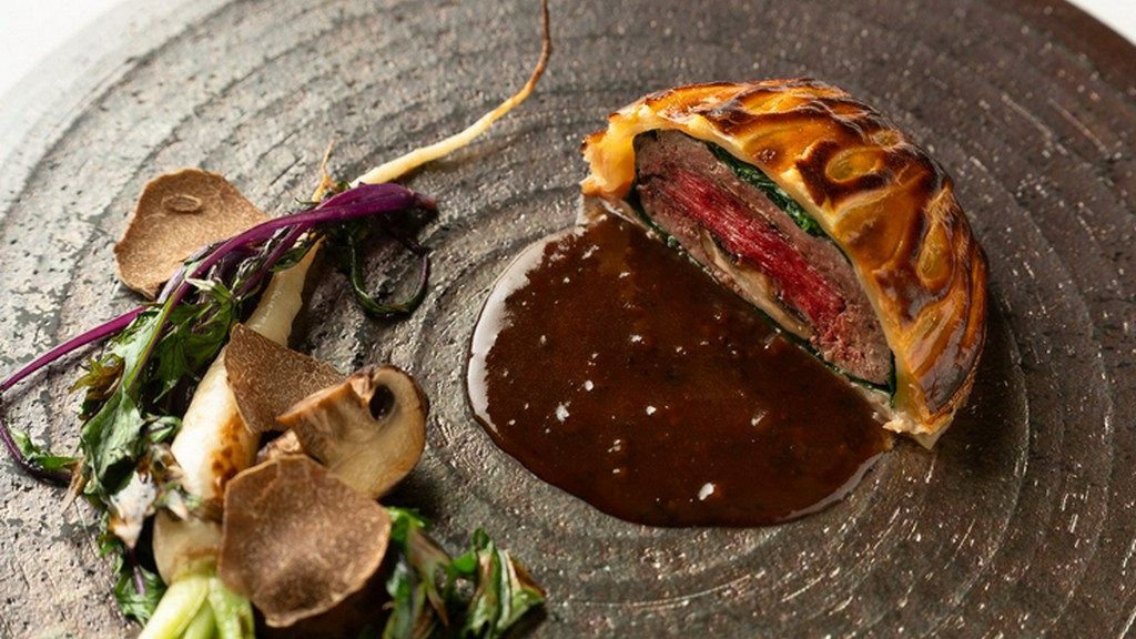 肉料理『パイ包み』　