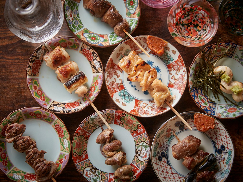 やんばる鶏にキビまる豚。沖縄を串で食す