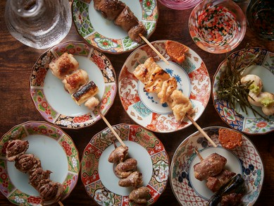 やんばる鶏にキビまる豚。沖縄を串で食す