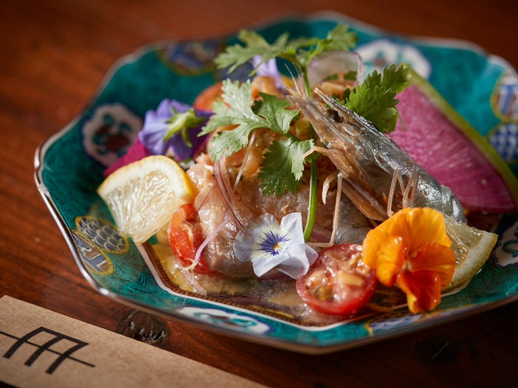 “やきとり”以外の楽しみも。旬を楽しむ『魚介のセビーチェ』