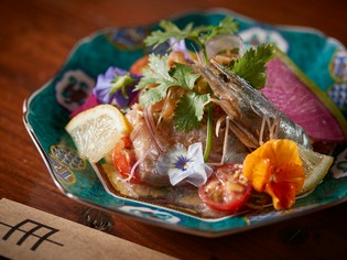 “やきとり”以外の楽しみも。旬を楽しむ『魚介のセビーチェ』