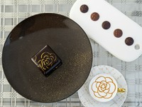 キュートでありながら品のある佇まいと奥深い味わいが調和するティーセット『カメリア』
