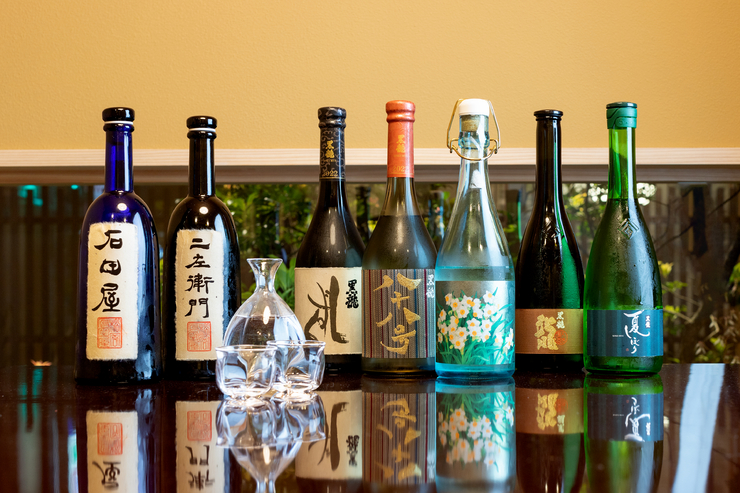 多种福井当地酒与时令风味一起享用