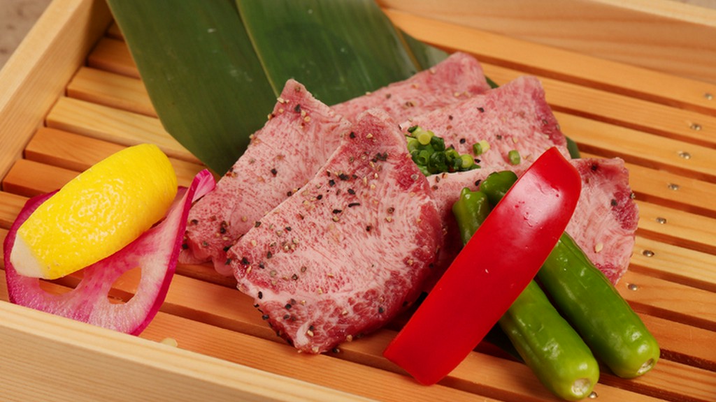 噛むほど広がる旨さ『完熟上白タン』