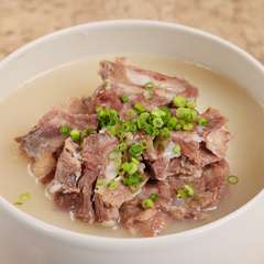 あっさりなのに深い味わい『ソルロンタン』