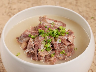 あっさりなのに深い味わい『ソルロンタン』