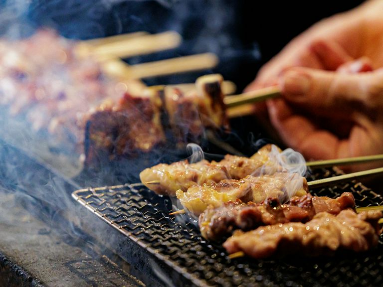 南氏の経験が織りなす確かな火入れ。職人技が冴える焼鳥
