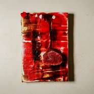 ランチ限定の “はじまり” の一皿からコースが始まります。
大地で生まれた野菜・果実・花が生み出す季節の彩りを表現します。
スペシャリテである縄文焼きの他、メインには薪火で仕上げた和牛をご用意いたします。