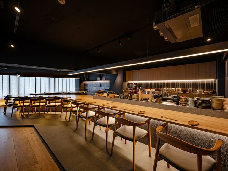 和モダンの美空間で、心落ち着くひとときを