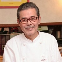 関口康史 氏
