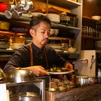 丸山　卓 氏