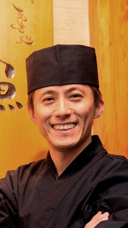 仲村　健太郎 氏
