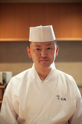 岩瀬　健治 氏