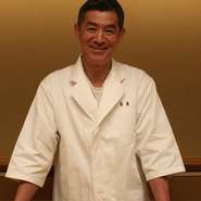 青木　利勝 氏