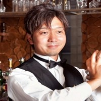 大庭　賢一 氏