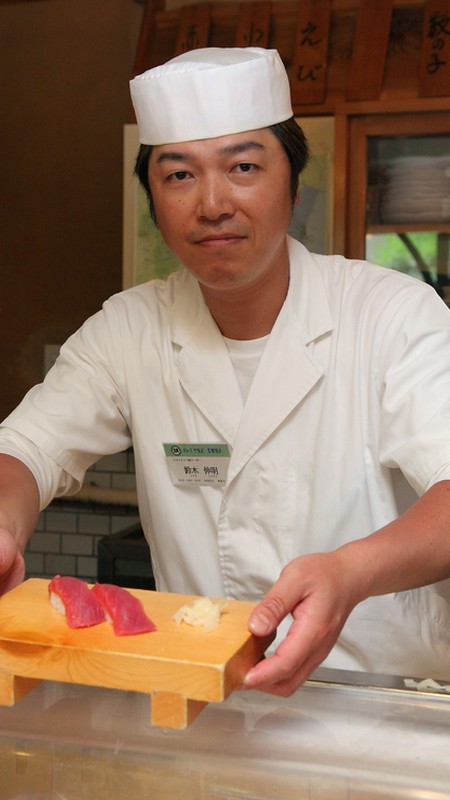 鈴木　伸明 氏