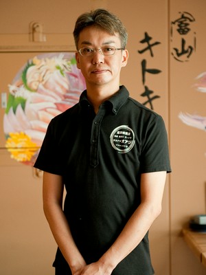 荒井　拓也 氏