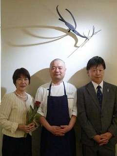 小林 恭 氏
