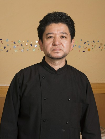 2冊セット割引 酒井一之　シェフ　料理長（シェフ）におまかせ kaneyoshi01-chef.jpg